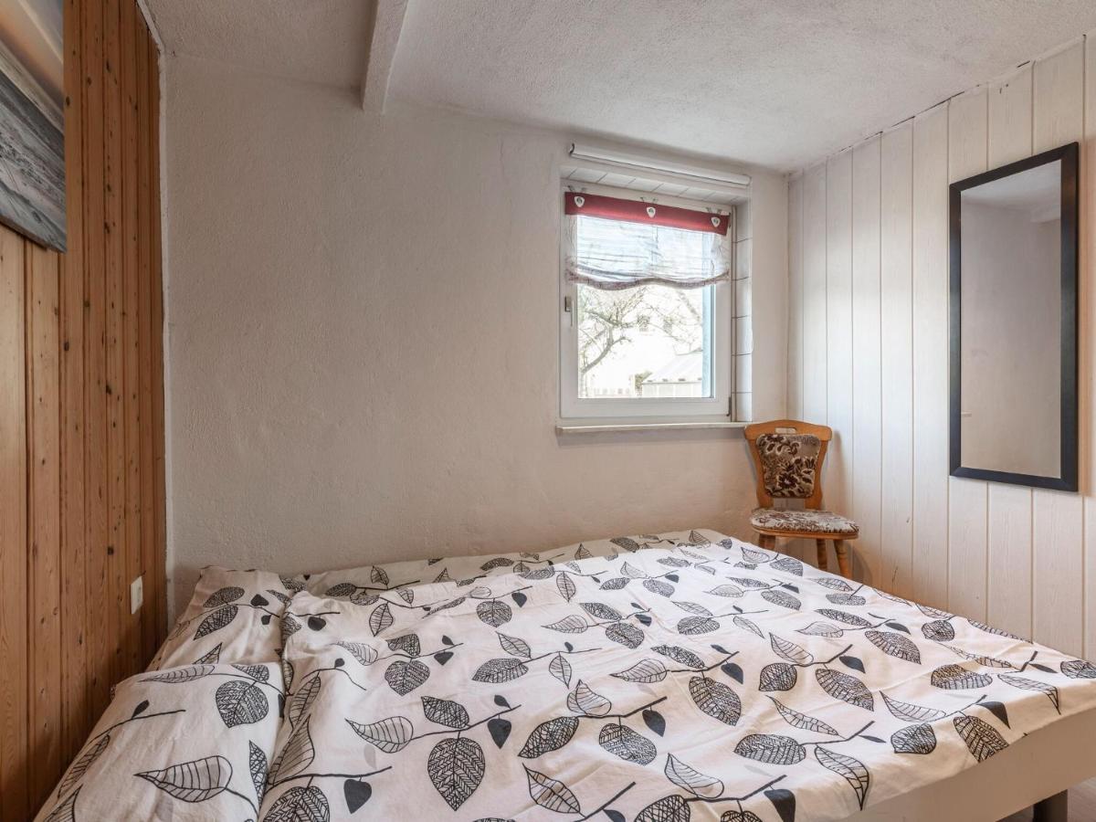 Cosy Flat In Niepars With Garden Apartment Bagian luar foto